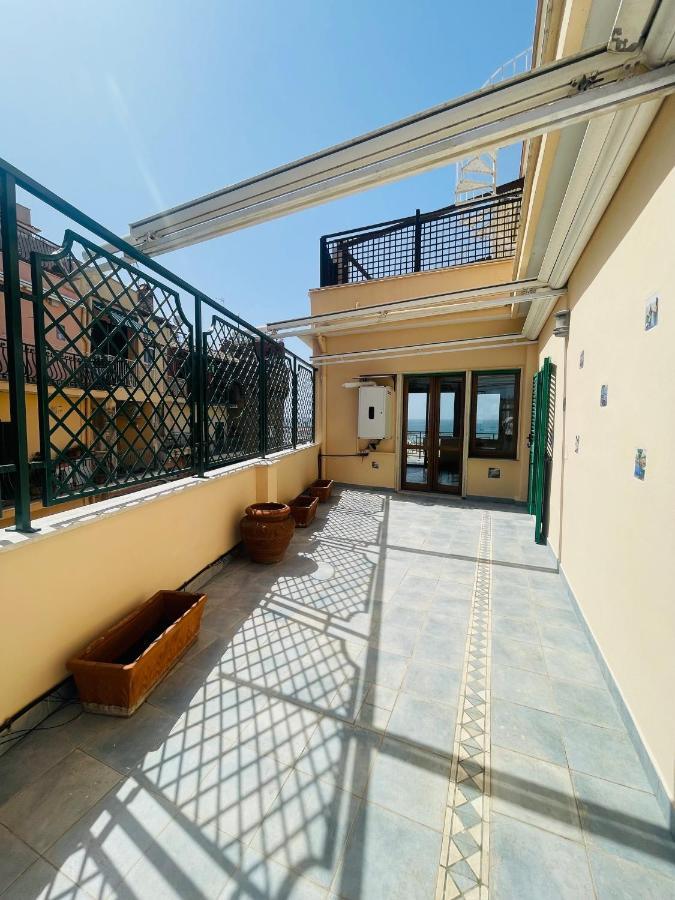 Newhouse Victoria - Sea View Apartment ネットゥーノ エクステリア 写真